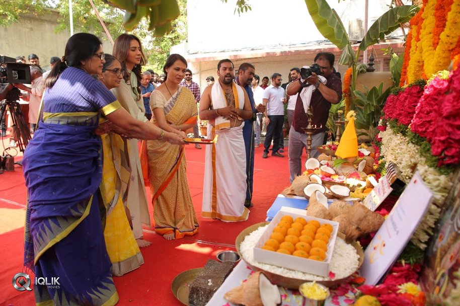 Manmadhudu-2-Movie-Opening-Photos